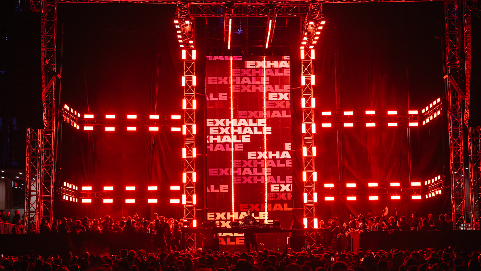 Amelie Lens porta EXHALE a Tirana con PROLIGHTS