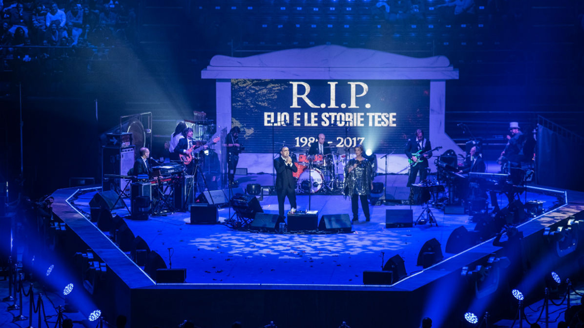 Prolights al Forum per il concerto di addio di Elio e le Storie Tese