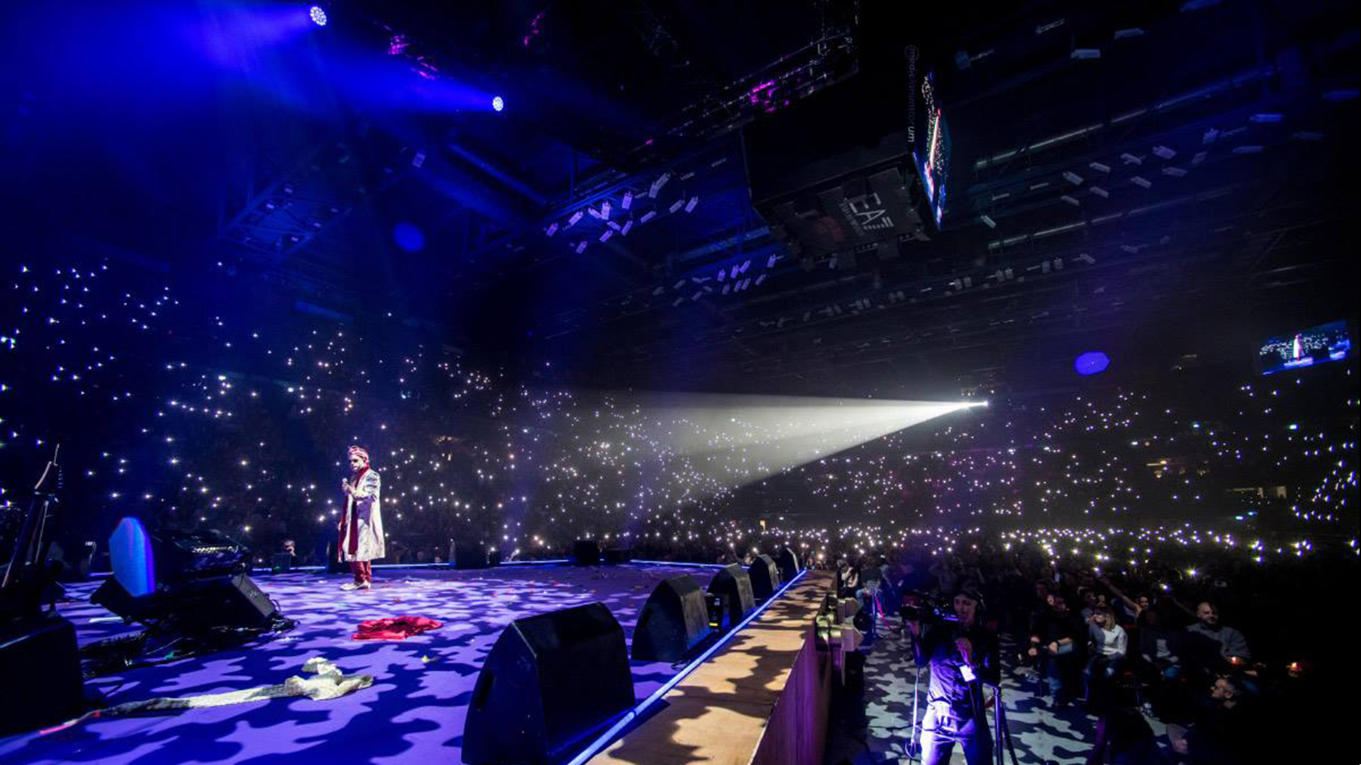 Prolights al Forum per il concerto di addio di Elio e le Storie Tese
