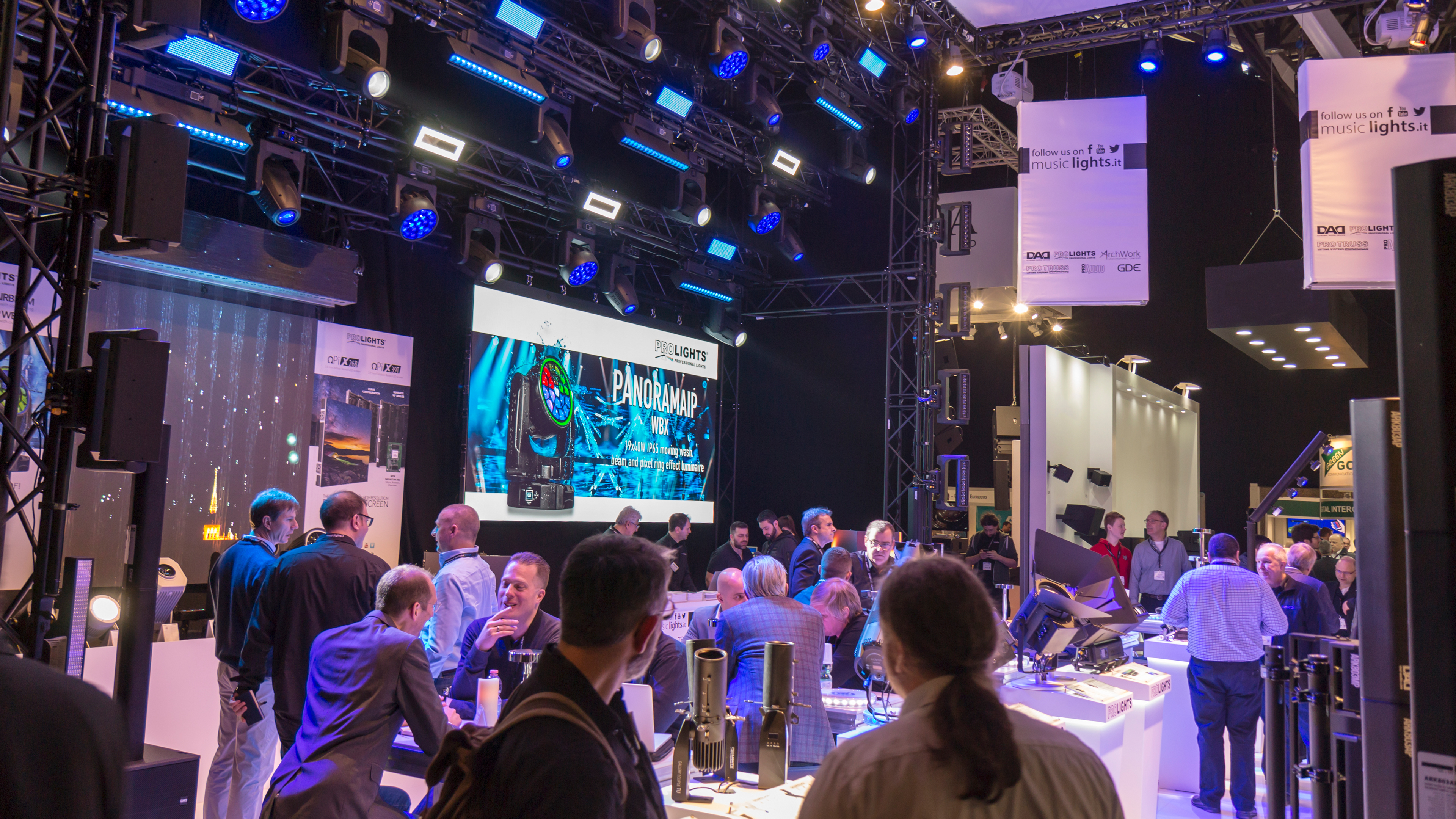 ISE2018: un successo per Music & Lights