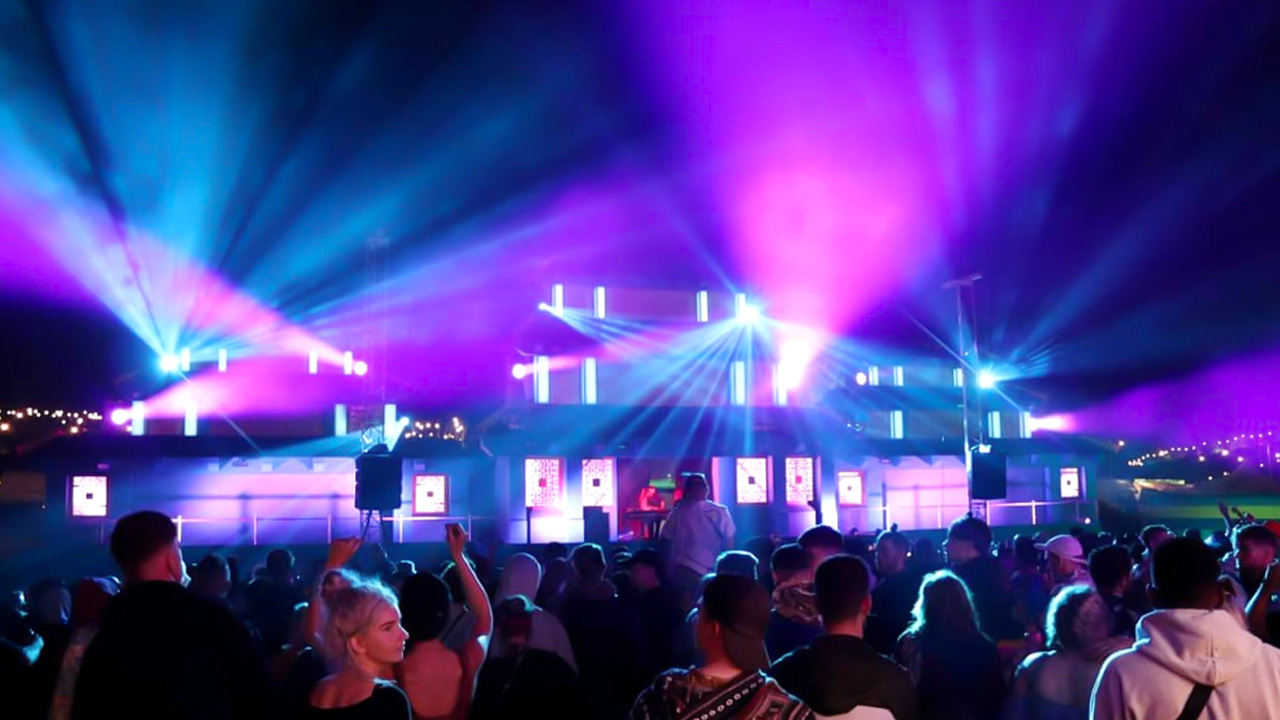 PROLIGHTS Brings Main Stage to Life in Boomtown Festival’s Metropolis District