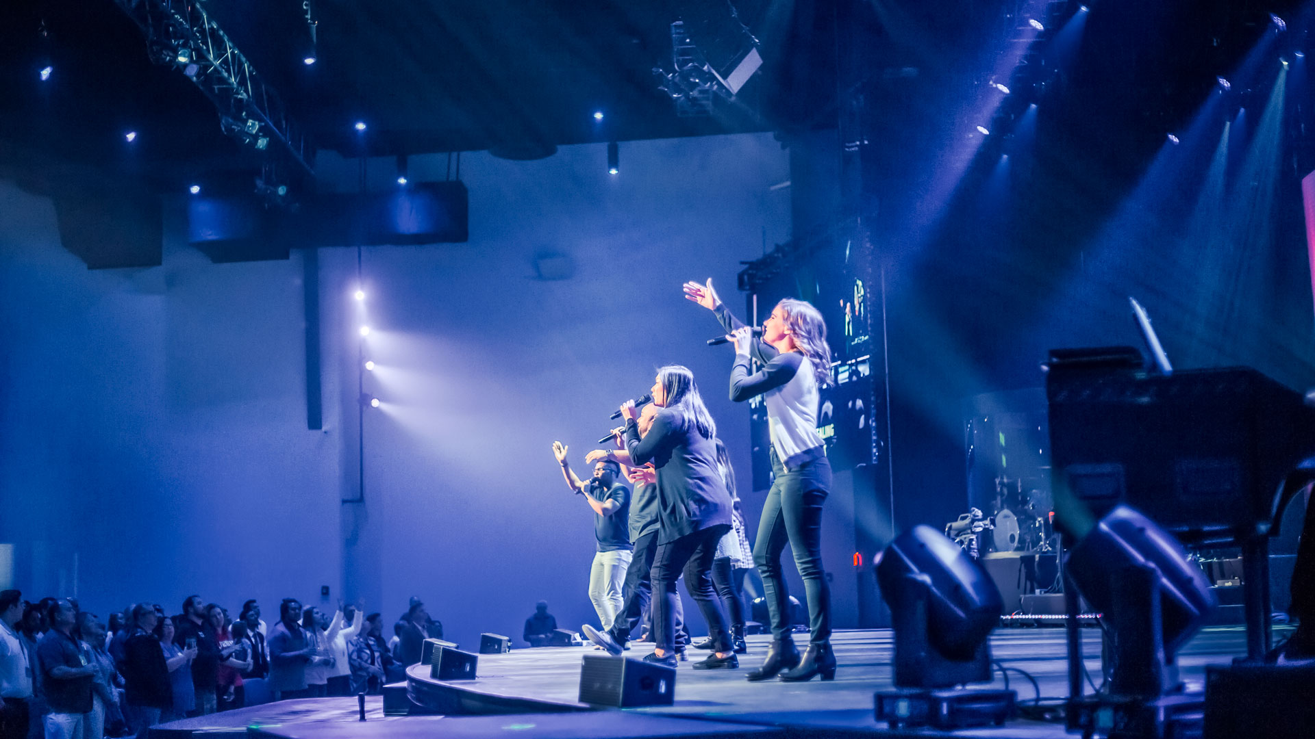 Un impianto stellare PROLIGHTS nella Discovery Church
