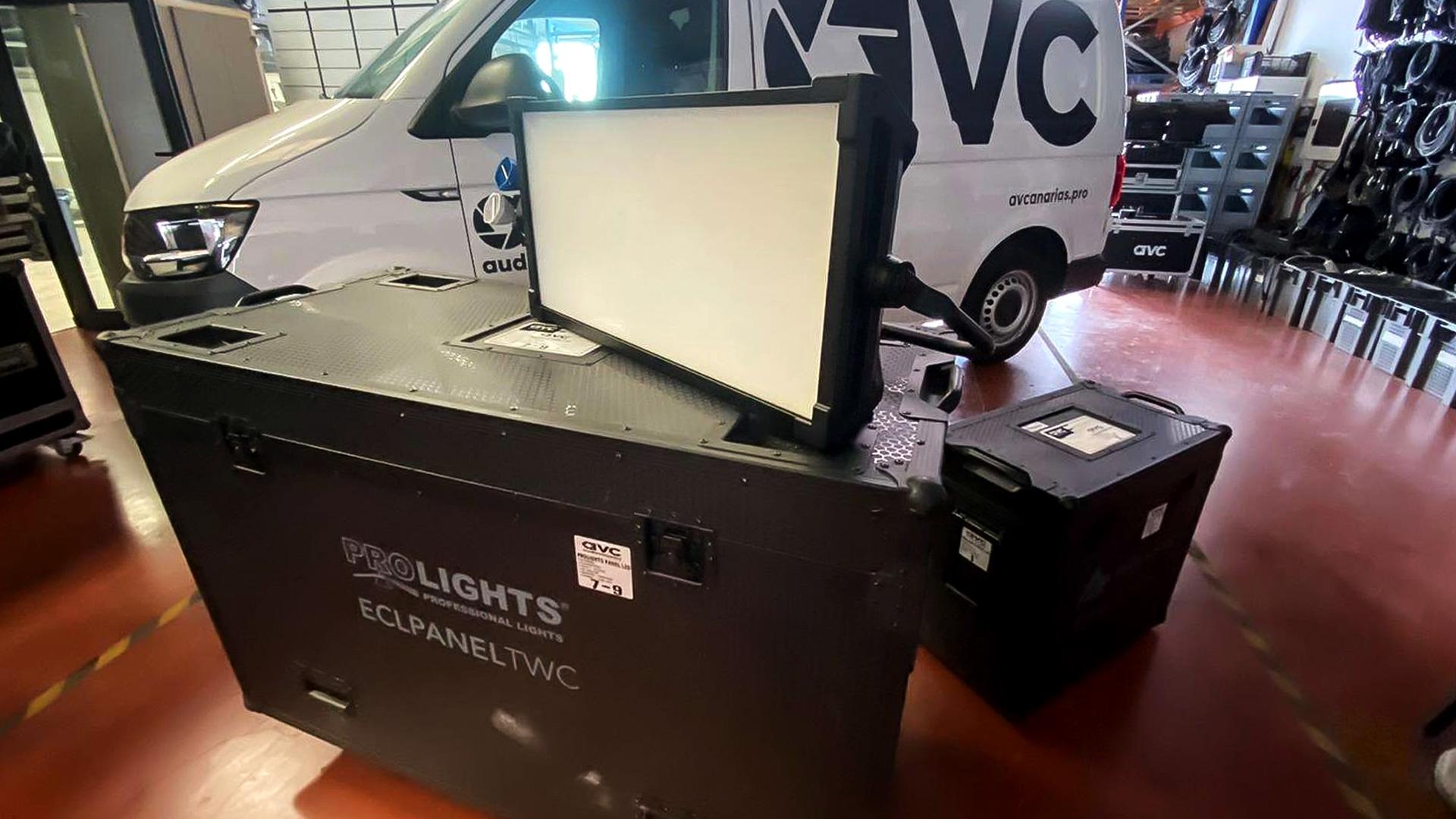 Audiovisuales Canarias (Grupo AVC) sceglie PROLIGHTS EclPanel TWC