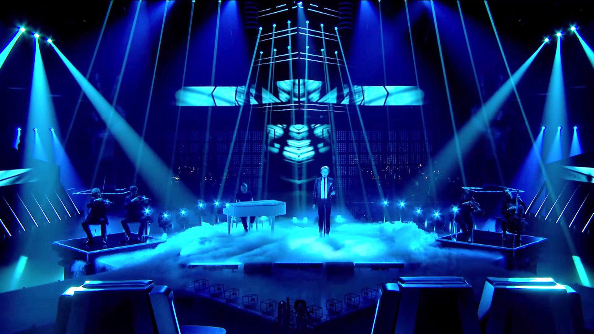 PROLIGHTS Astra Wash19Pix debuted at The Voice