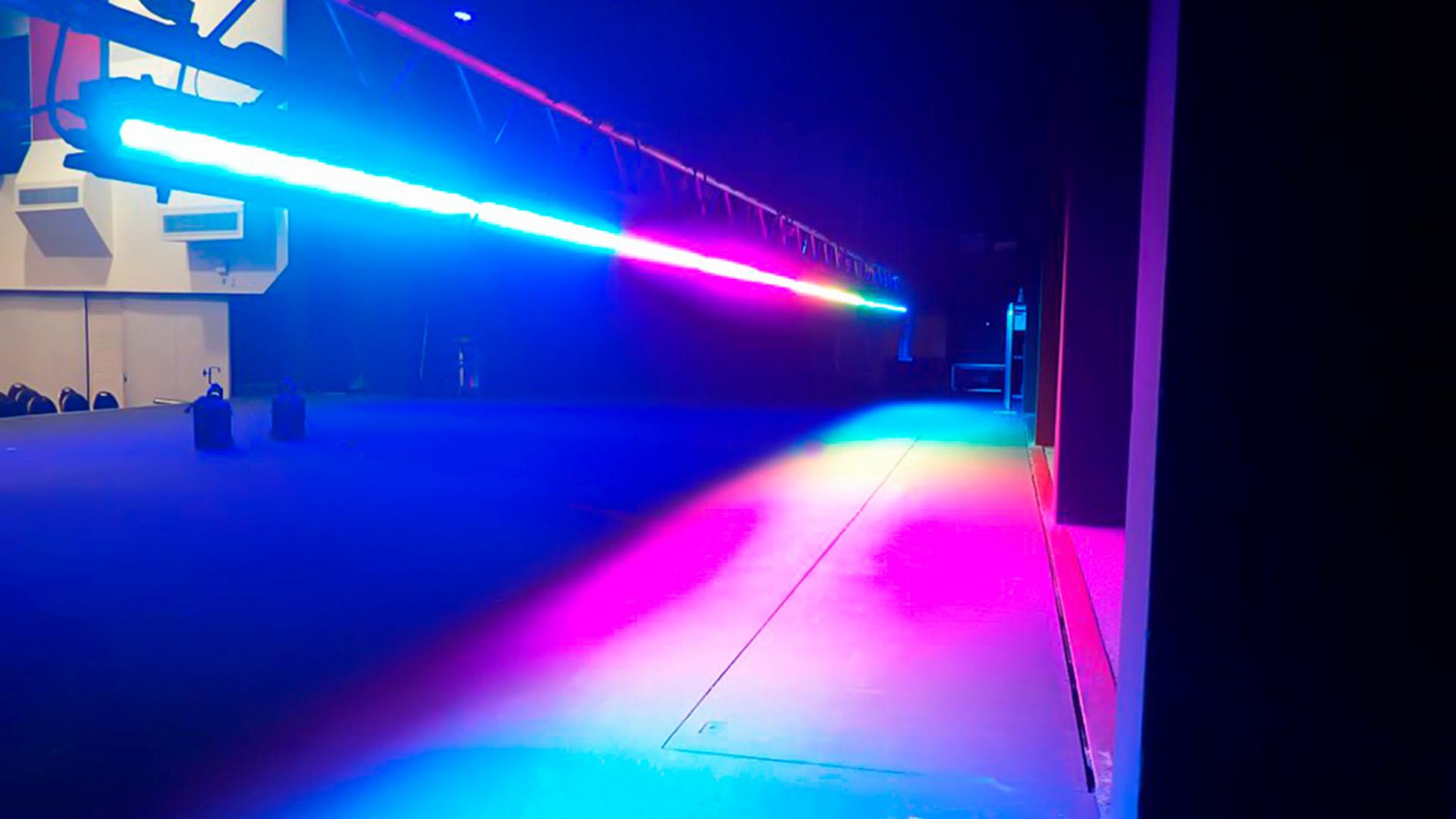 Ipswich Civic Center sceglie PROLIGHTS EclCyclorama