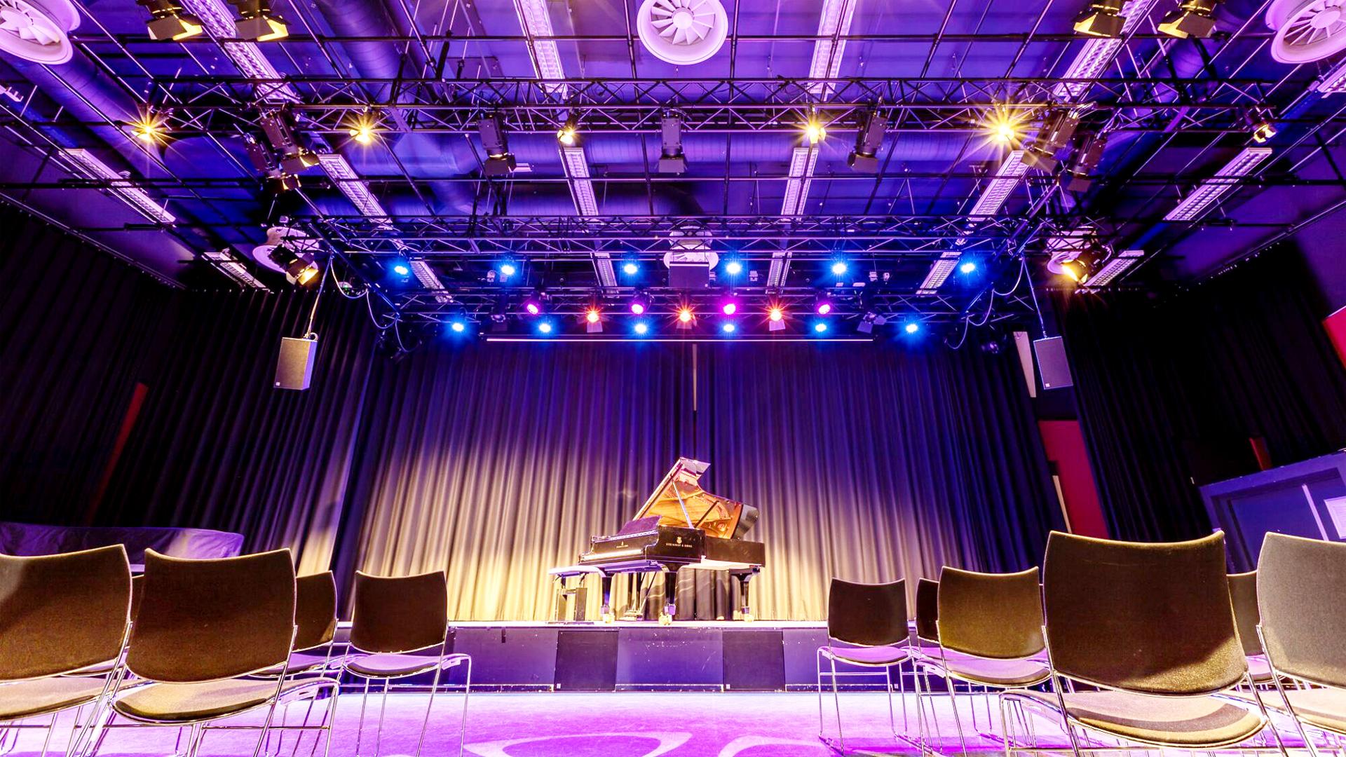 Fontys School of Arts gets PROLIGHTS