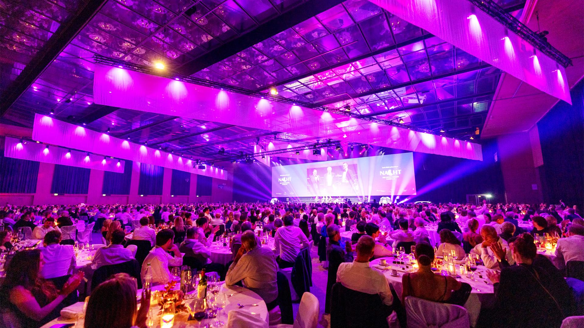 Stagelight AG invests in the PROLIGHTS EclExpo Flood300VW