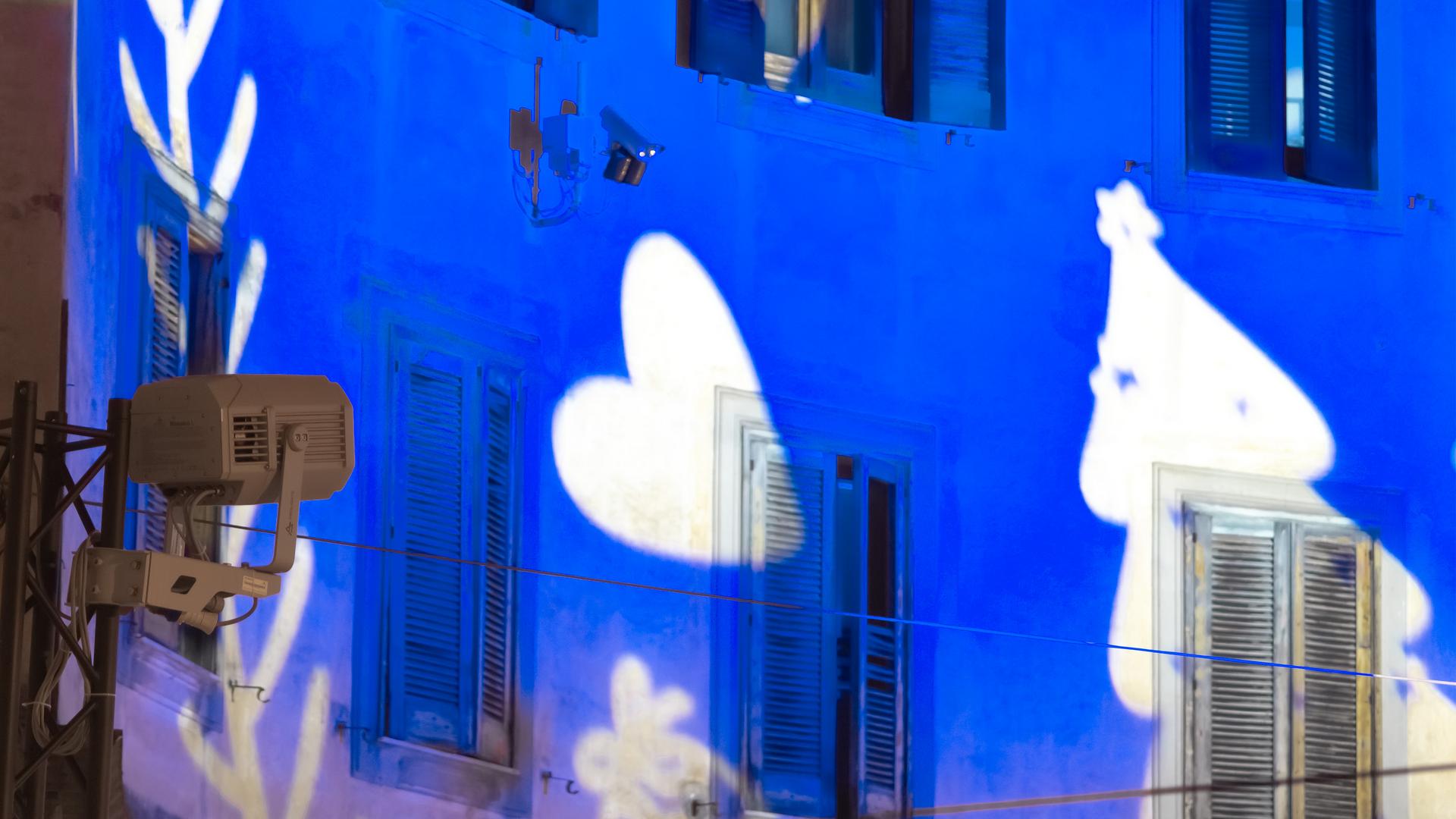 PROLIGHTS Mosaico L illuminates winter holidays sustainably