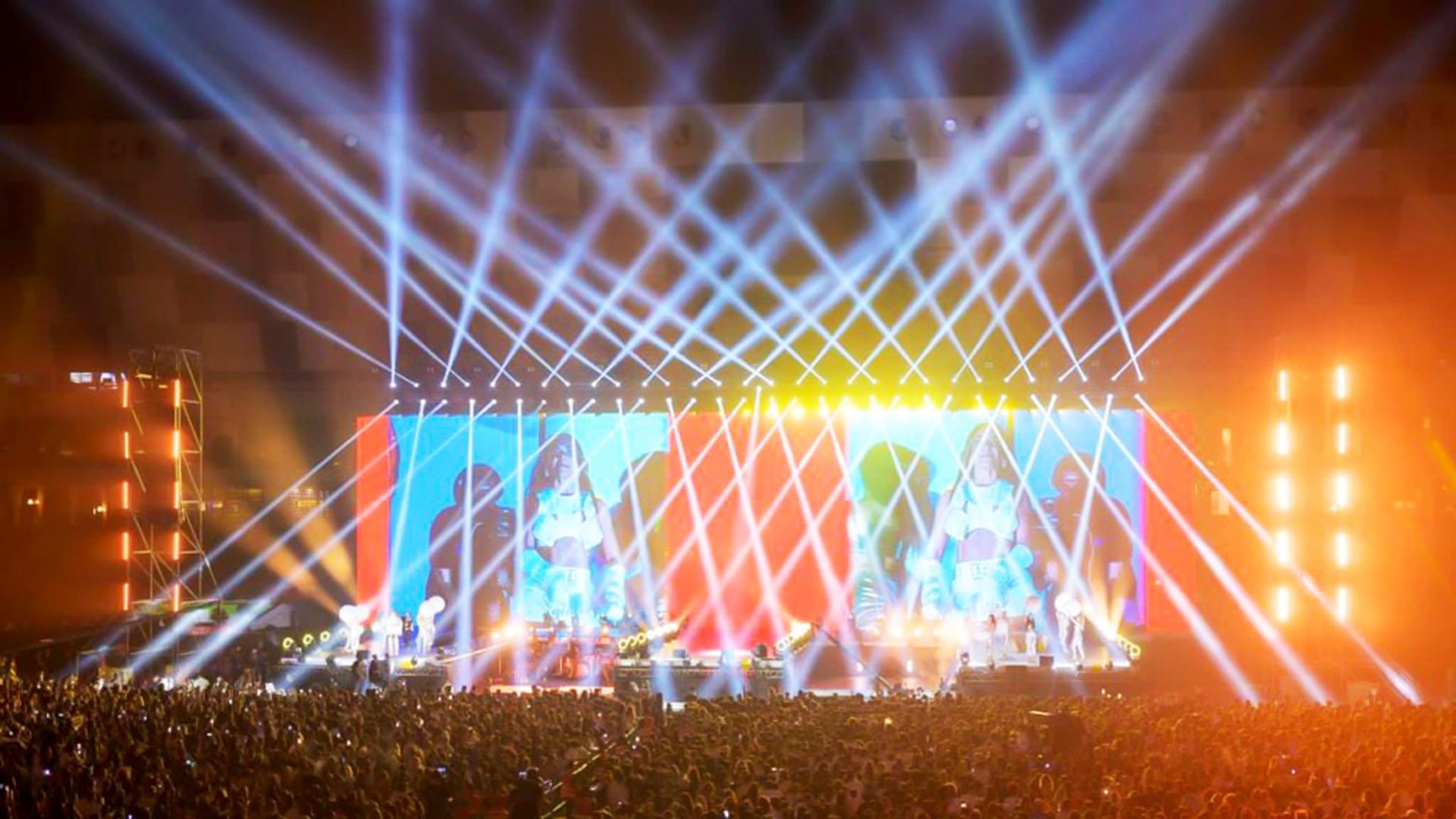 Prolights illuminated Elvana Gjata's Dekada concert in Tirana 
