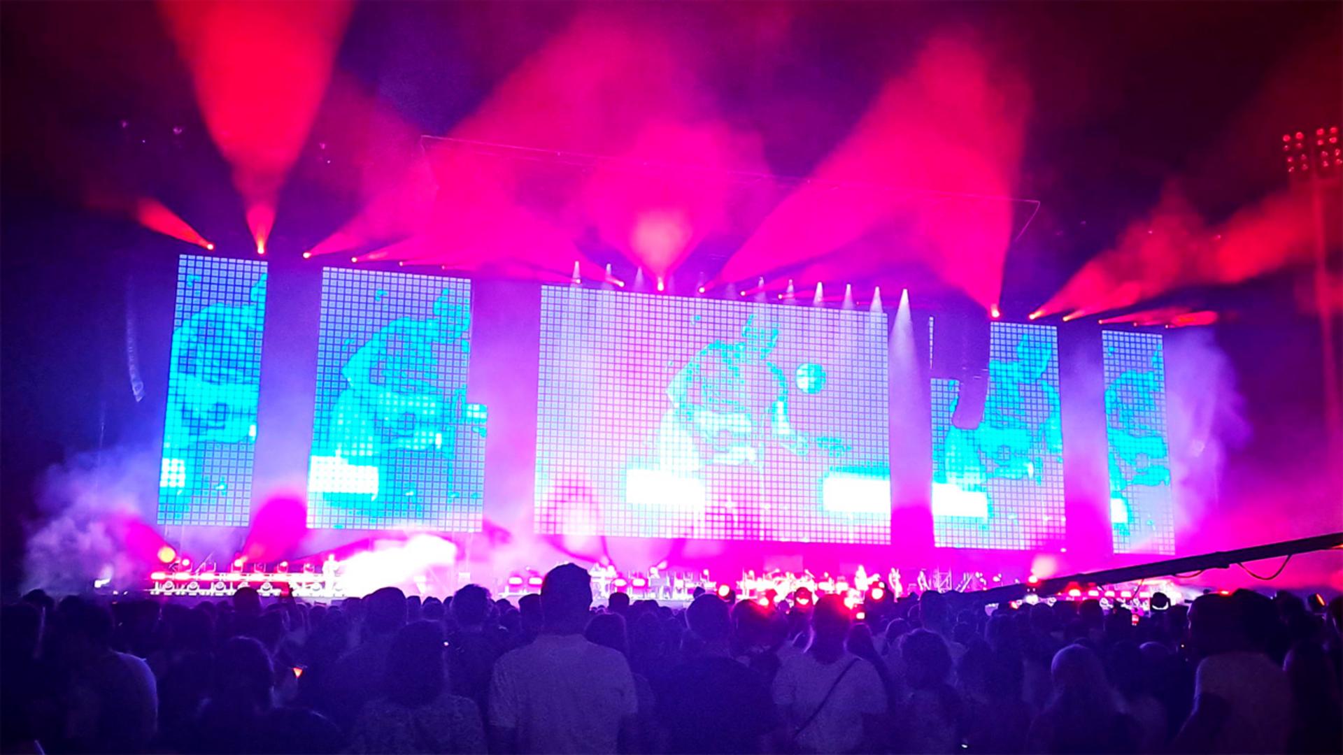 Ultimo chooses Prolights for his summer stadium tour