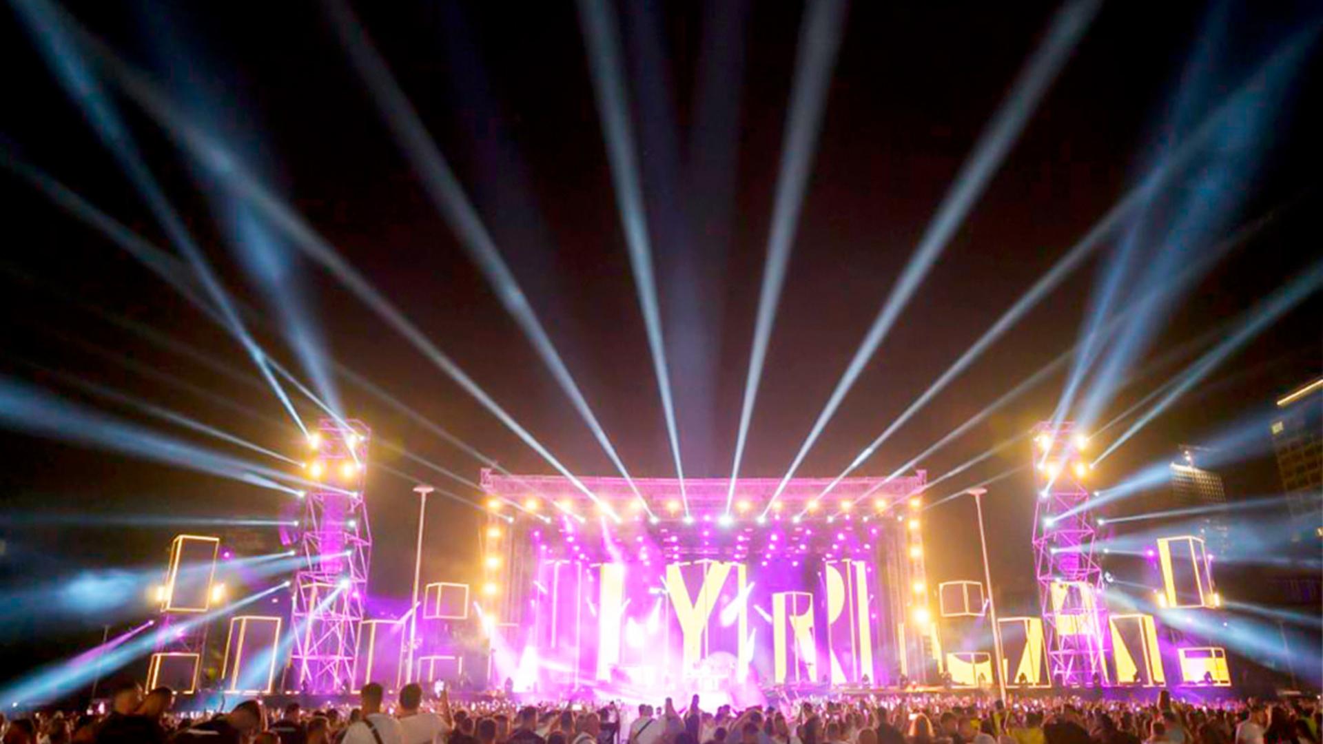 PROLIGHTS illumina l'Alpha Show 2 di Noizy 
