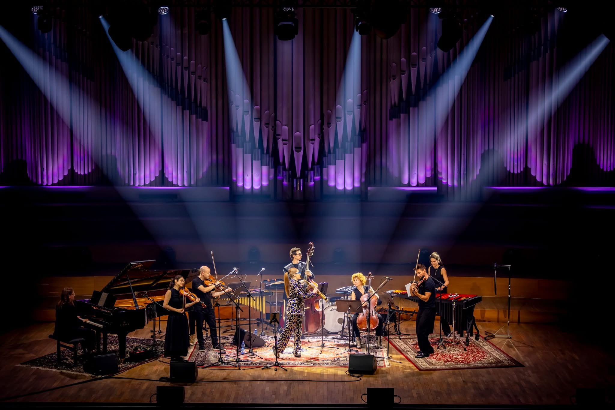 PROLIGHTS dà luce a “Italy” di Avi Avital al Viva Musica! Festival di Bratislava